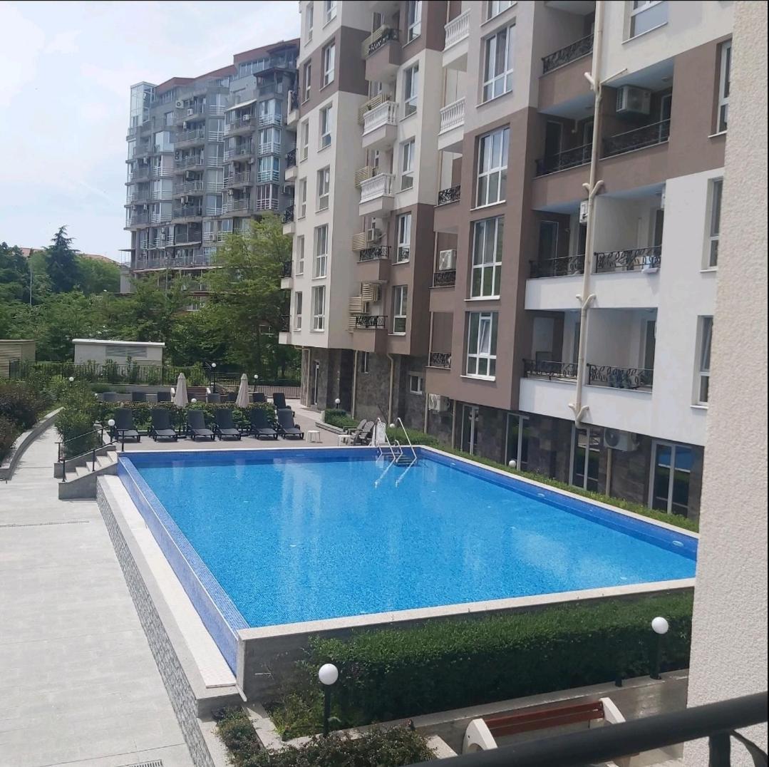 Студио Перла Burgas City Eksteriør billede